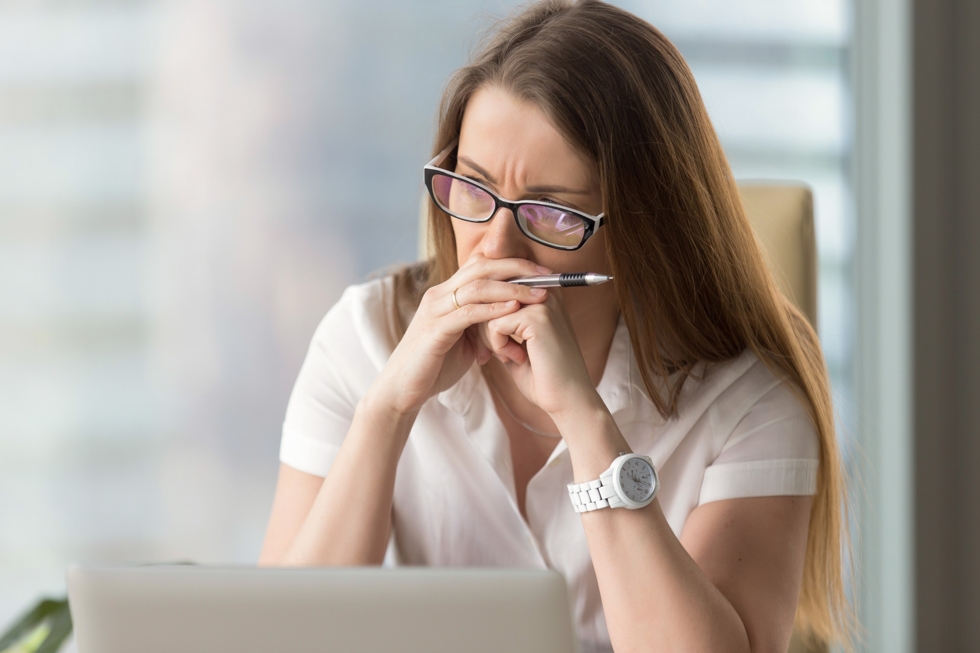 pensive-businesswoman-thinking-about-problem (1)